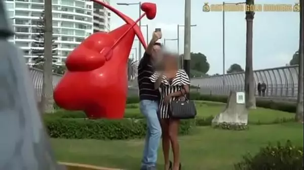 Bubble Butt Peruvian Es Recogido Del Parque En Perú Lima Y Follado Duro