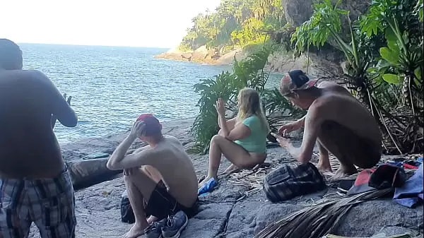 Actores Atrapados En La Playa Nudista !!! Paty Bumbum - Melissa Alecxander - Alex Lima - Taissa Winkler - Porno Ruso - Mago Del Fuego