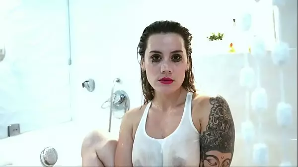 Andrea García Net - La Directora De Pornografía Latina Más Famosa De América Latina