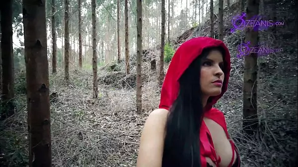 Caperucita Roja Tatiana Morales Se Pierde En Bosque Y Se La Come El Lobo Halloween Especial