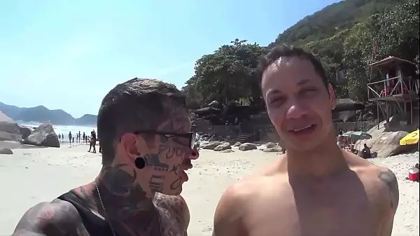 Fuimos A Grabar Una Porno En La Playa Nudista En Rj