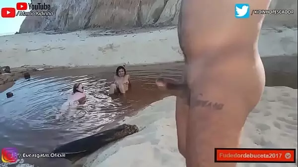 Visité Una Playa Nudista Encontré Dos Gatos Haciendo Ejercicios Desnudos Que Trencé Como Una Mierda - Eliane Furacao E Lorrany Exotica
